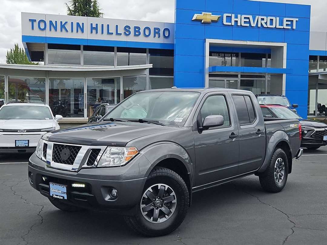 2018 Nissan Frontier PRO4X - Image 2
