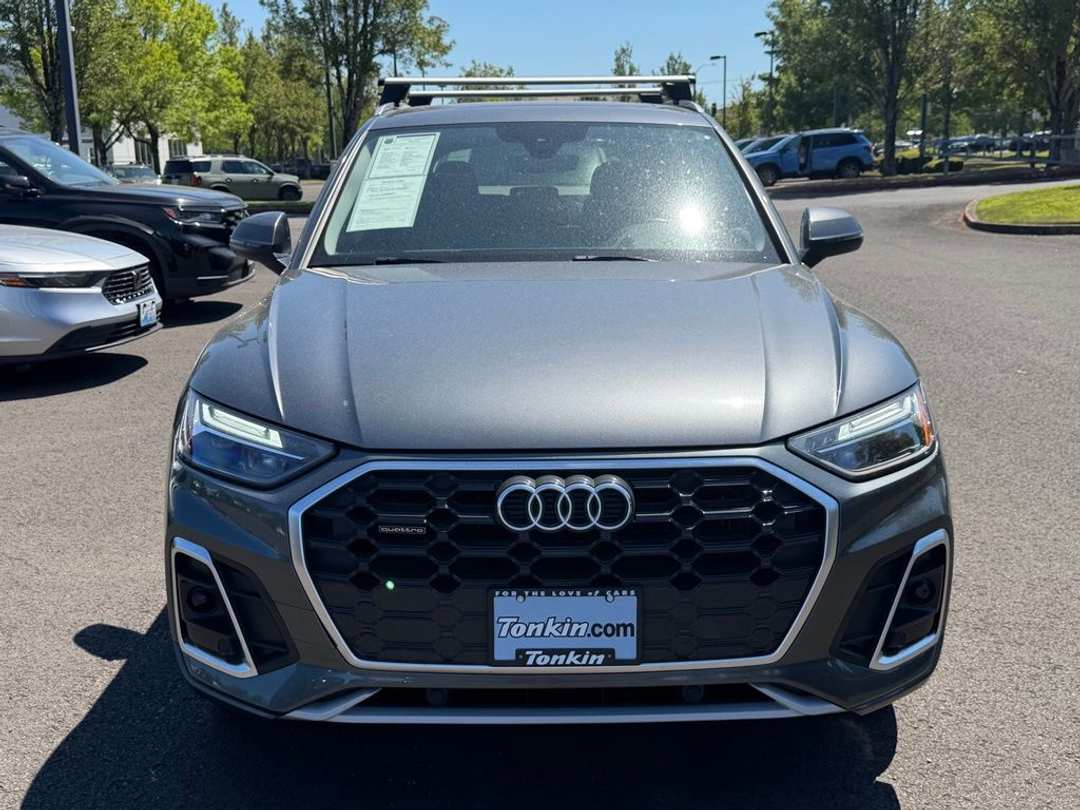 2024 Audi Q5 45 S line Premium - Image 3