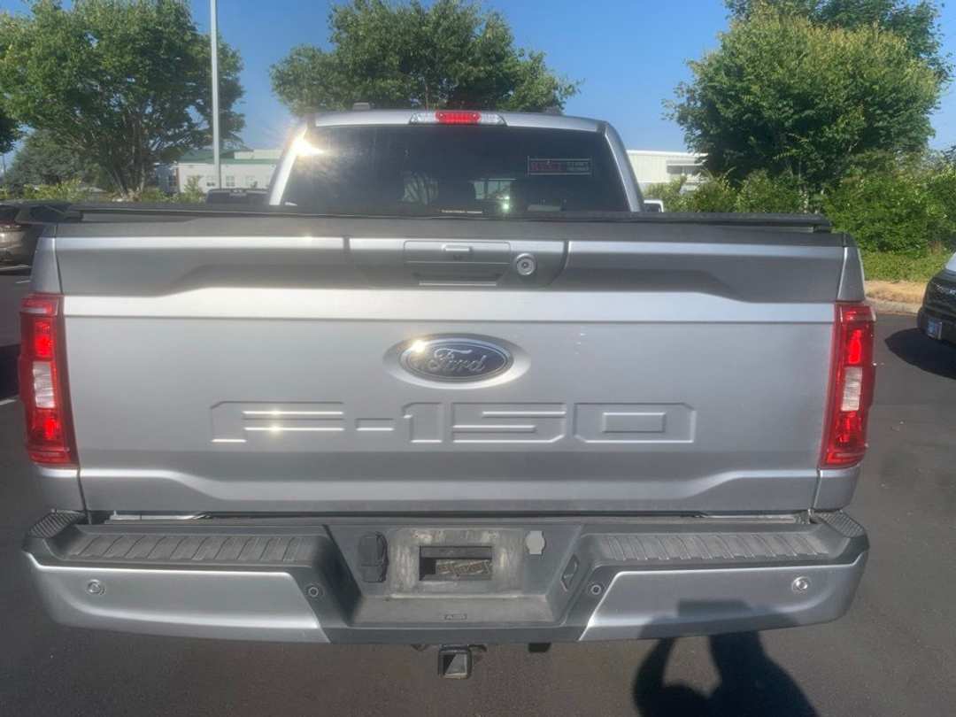 2023 Ford F-150 XLT - Image 3