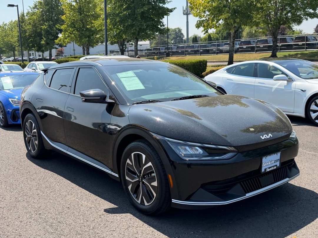 2024 Kia Ev6 Light - Image 2