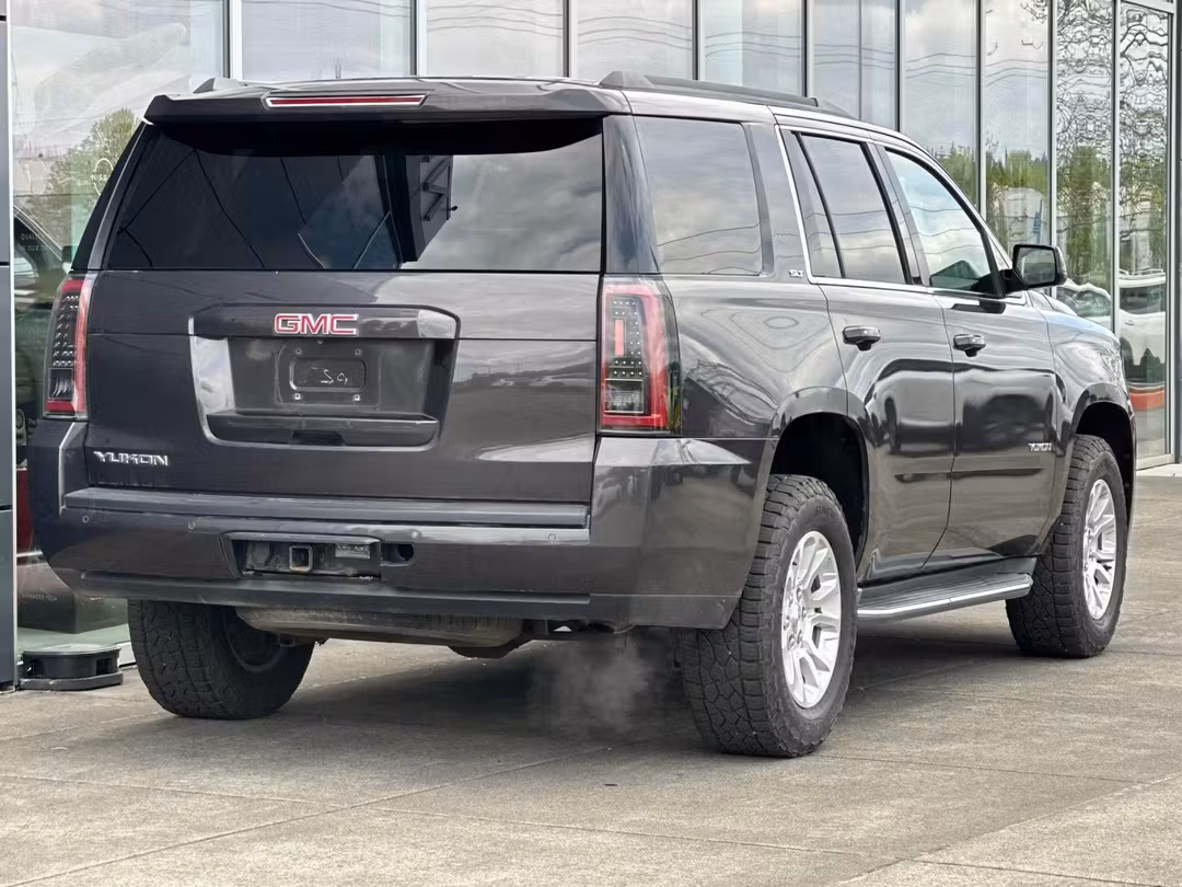 2015 GMC Yukon SLT - Image 3