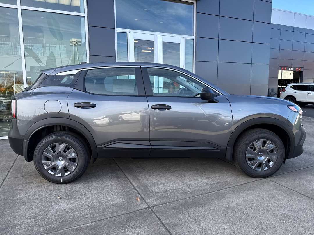 2026 Nissan Kicks S - Image 3