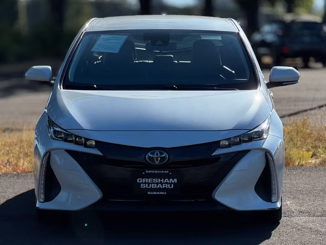 2021 Toyota Prius Prime XLE - Image 2