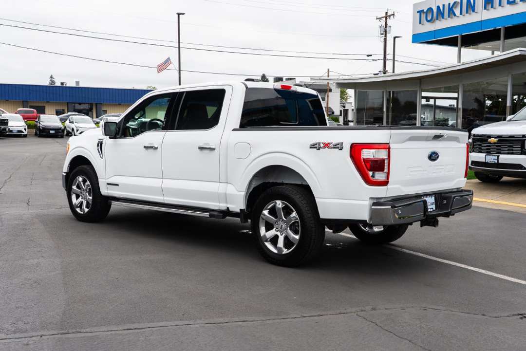 2022 Ford F-150 Lariat - Image 2