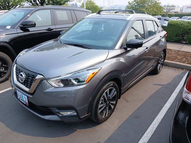 2019 Nissan Kicks SR