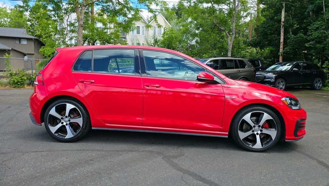2018 Volkswagen Golf Gti 2.0T S - Image 3