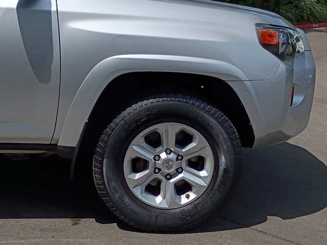 2021 Toyota 4Runner SR5 - Image 2