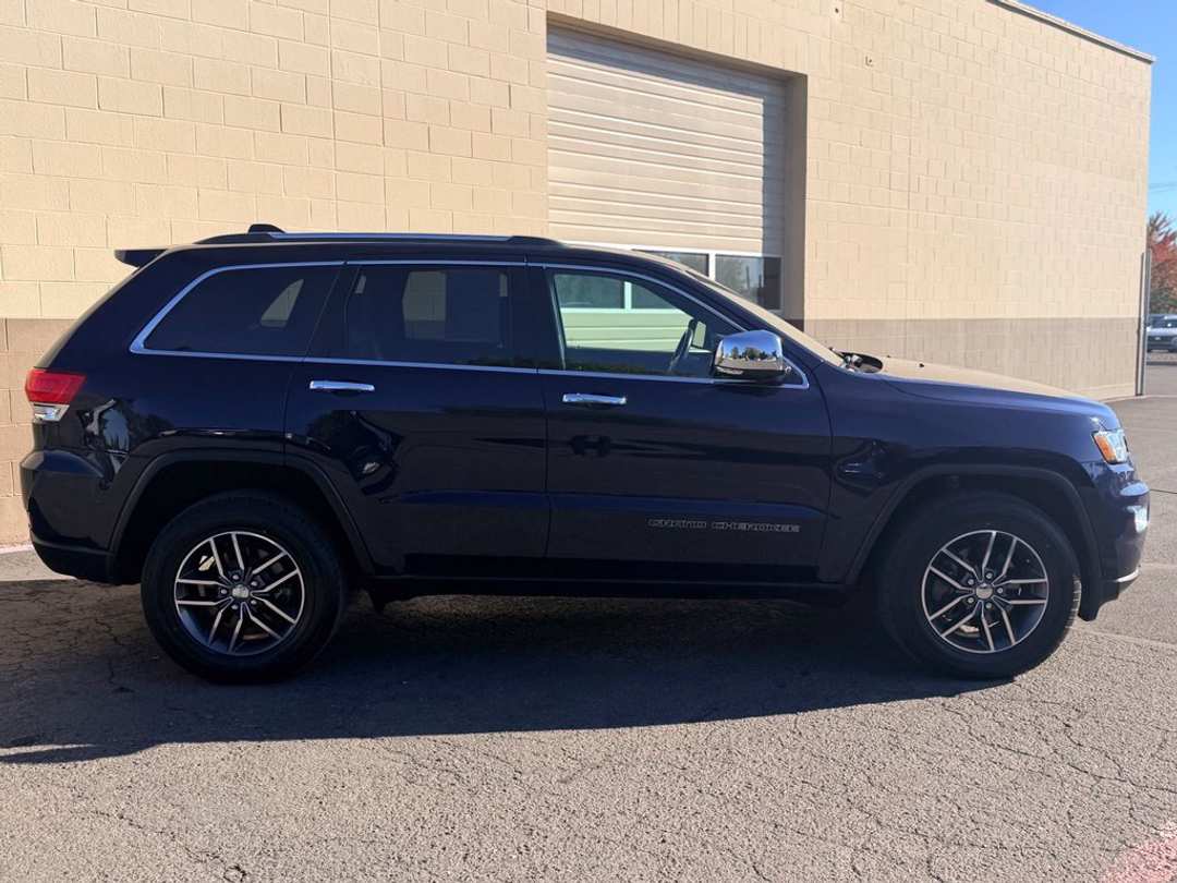 2018 Jeep Grand Cherokee Limited - Image 3