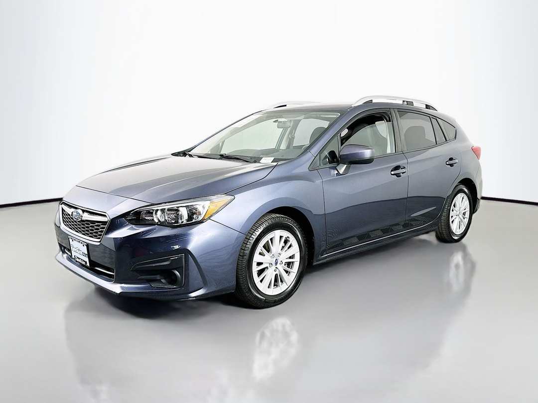 2017 Subaru Impreza 2.0i Premium - Image 3