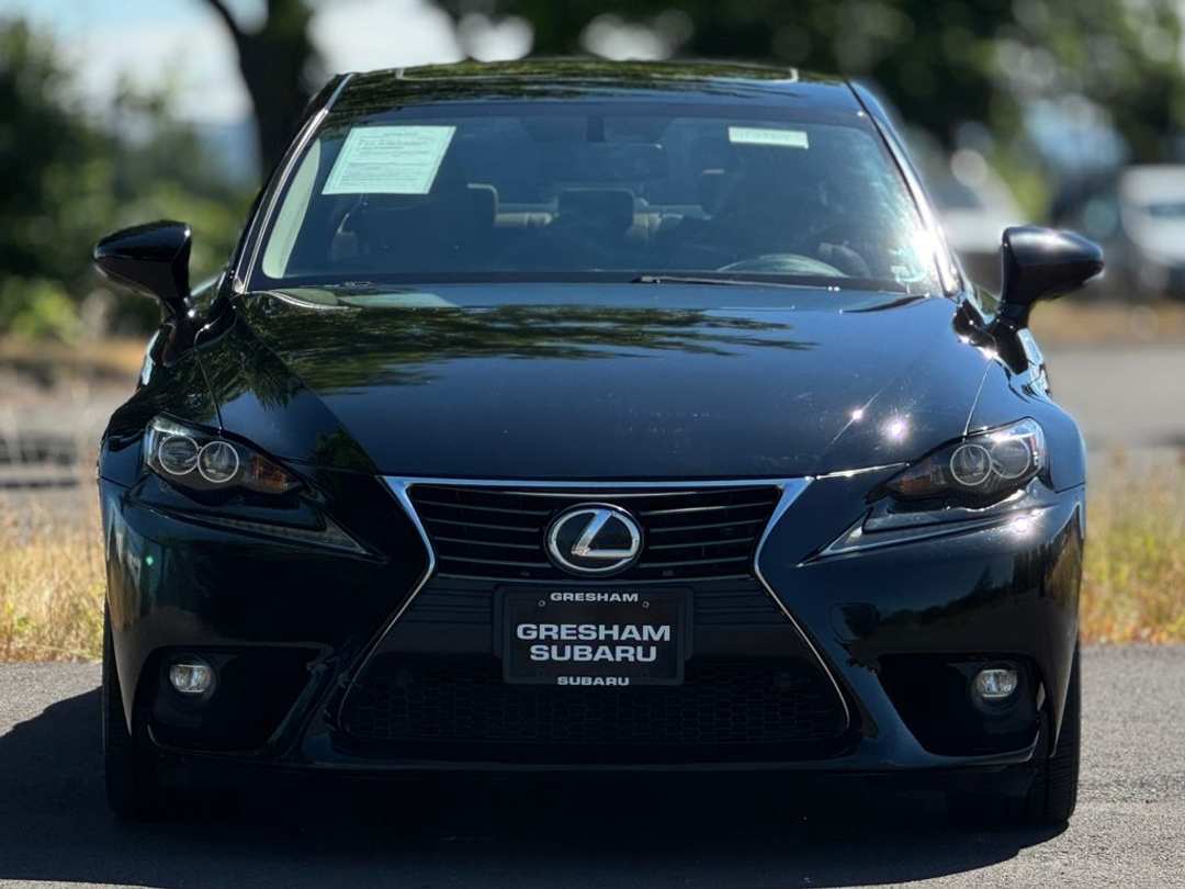 2015 Lexus Is 250 - Image 2