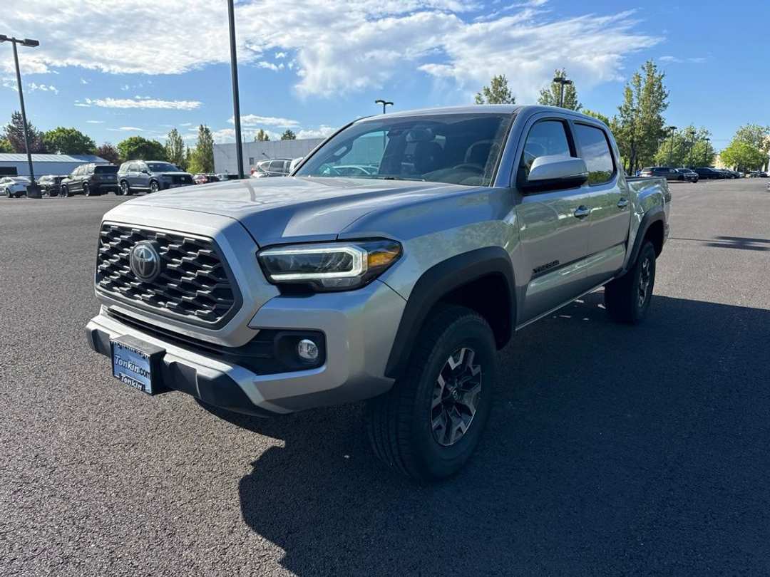 2023 Toyota Tacoma TRD OffRoad - Image 3