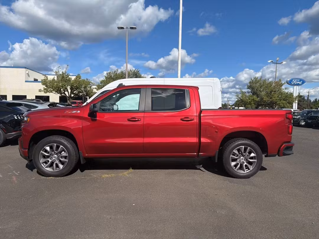 2020 Chevrolet Silverado 1500 RST - Image 2