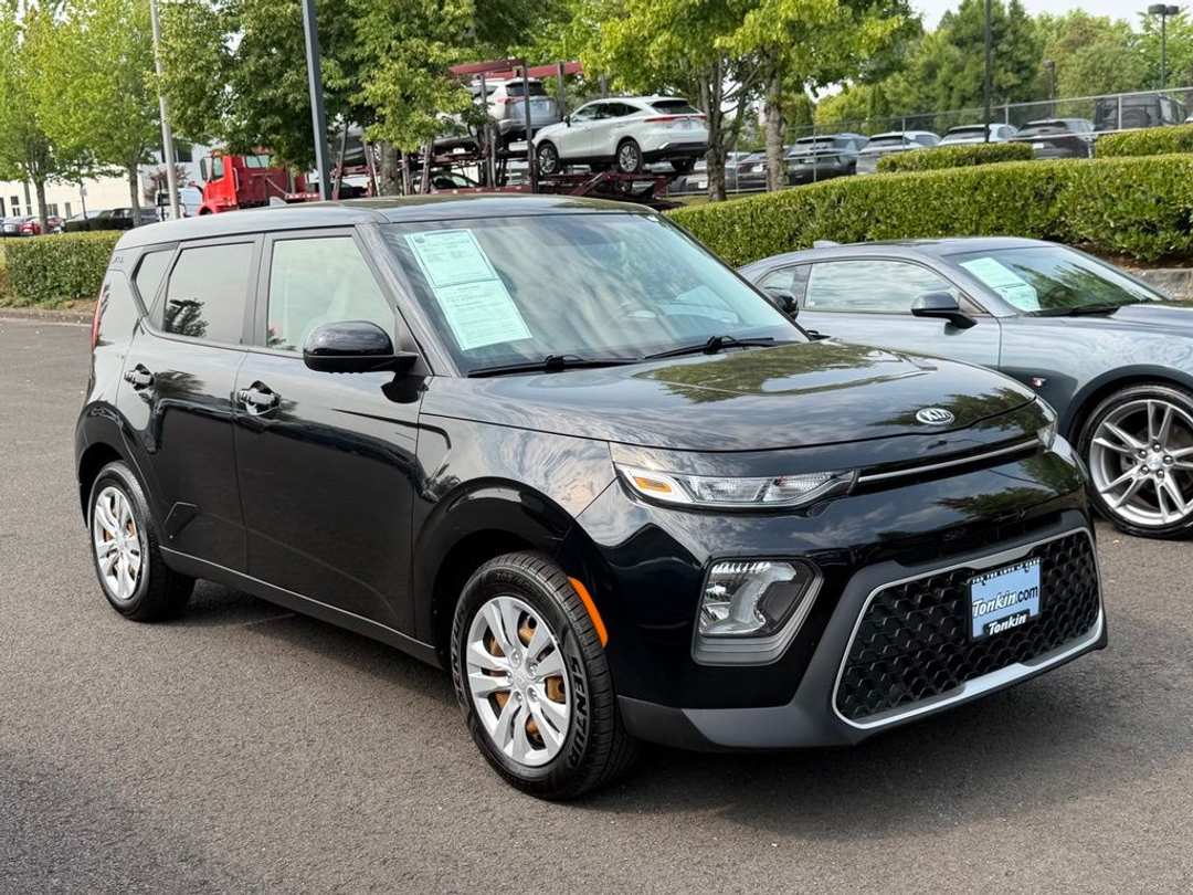 2021 Kia Soul LX - Image 2