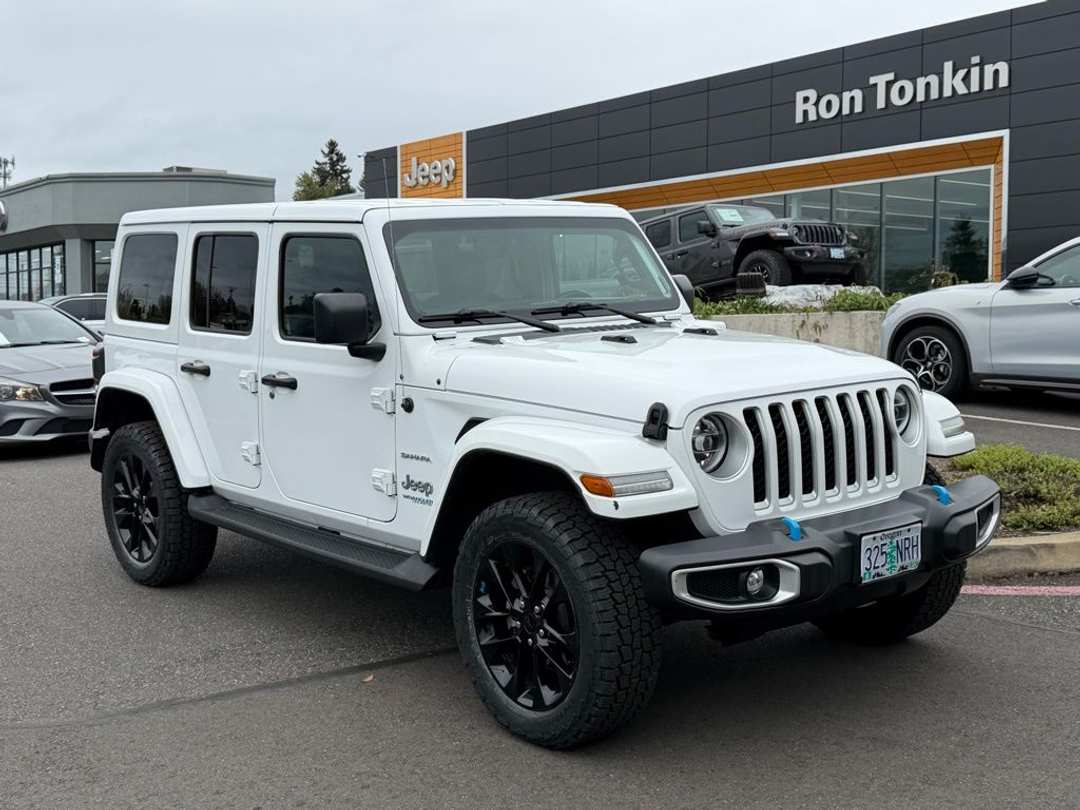 2022 Jeep Wrangler Unlimited Sahara 4xe - Image 2