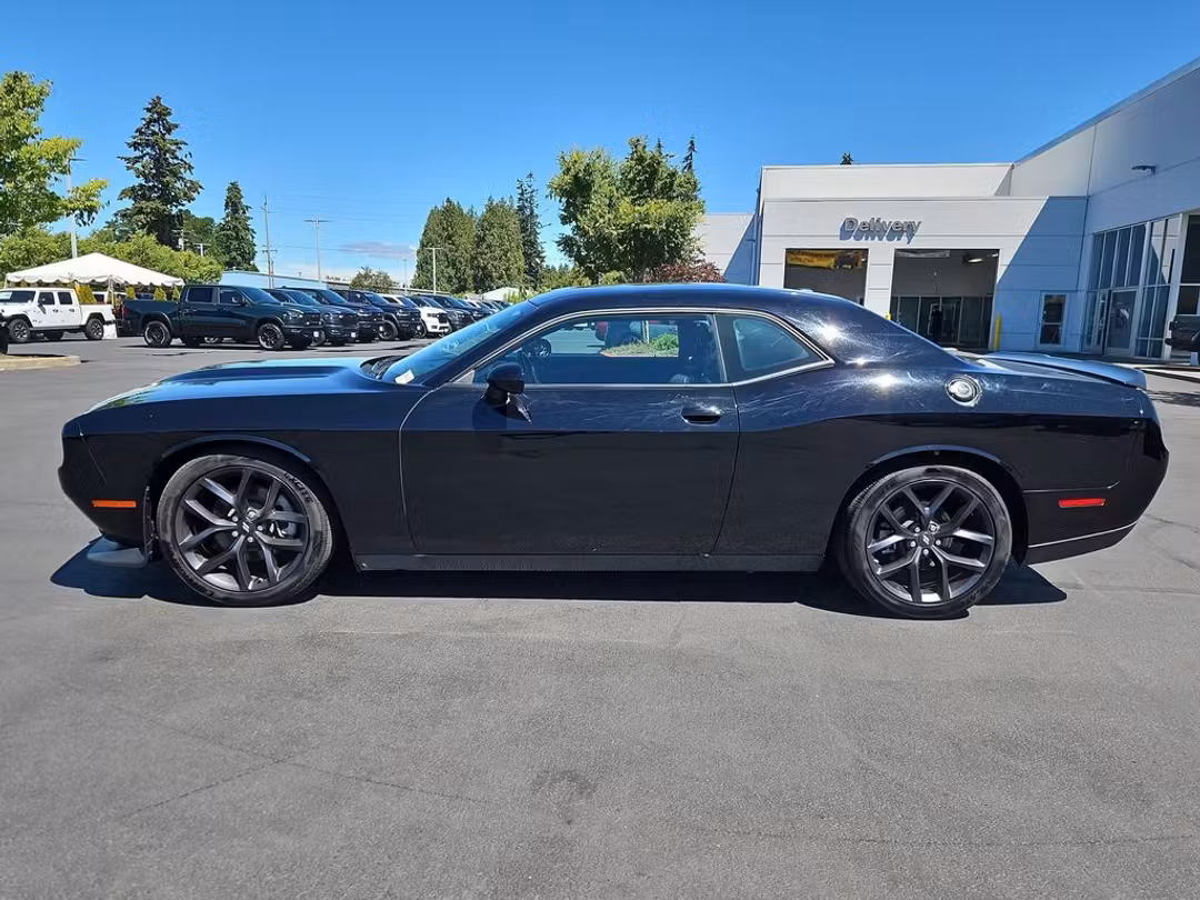 2023 Dodge Challenger GT - Image 3