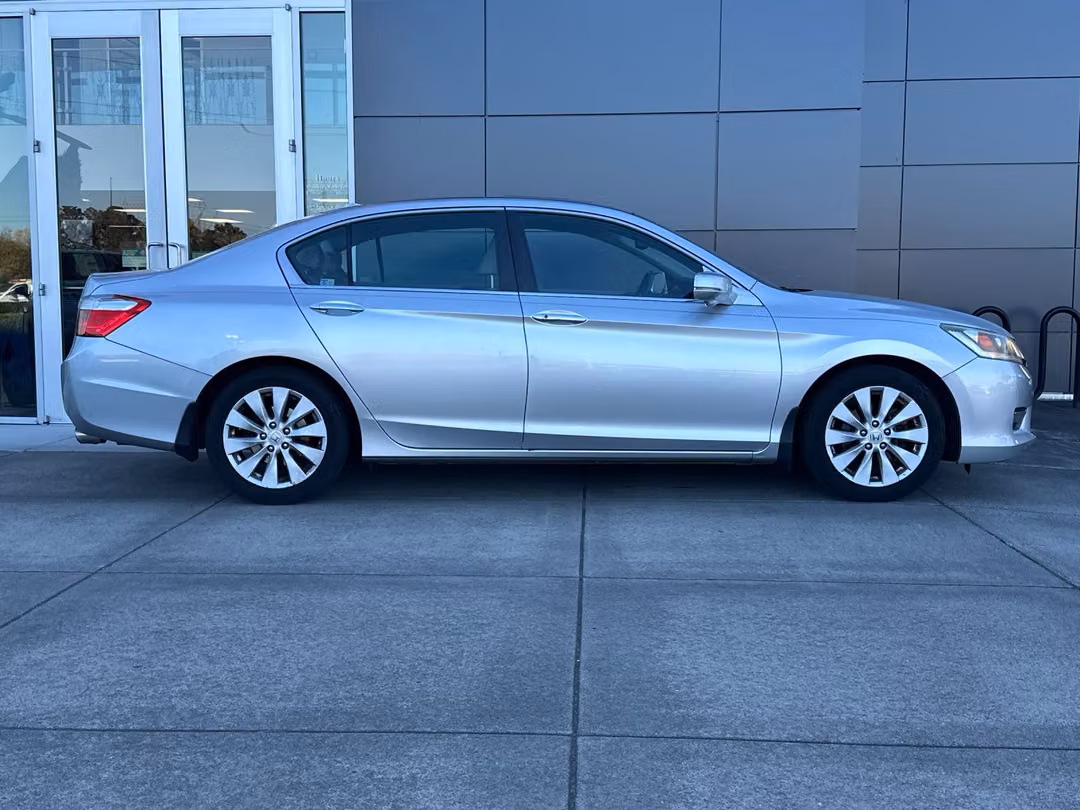 2014 Honda Accord EXL - Image 3