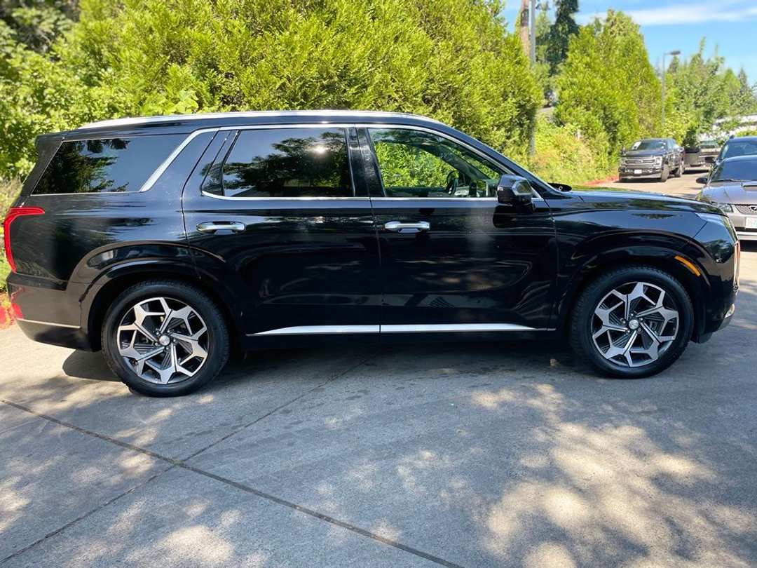 2022 Hyundai Palisade Calligraphy - Image 3