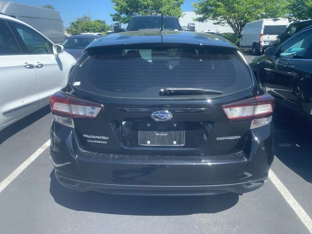 2019 Subaru Impreza 2.0i - Image 3