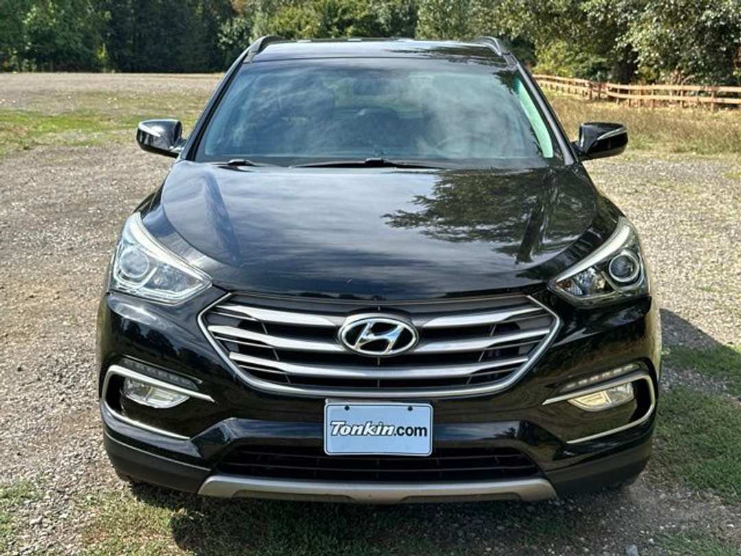 2017 Hyundai Santa Fe Sport 2.4 Base - Image 3