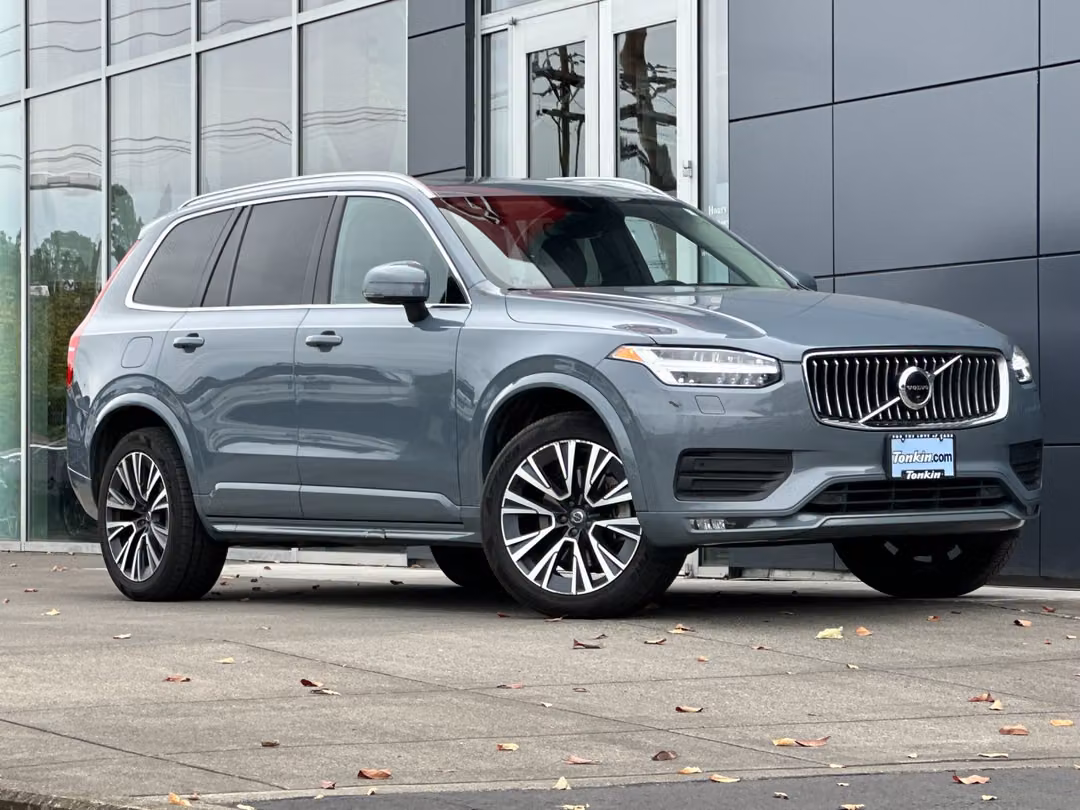 2022 Volvo Xc90 T5 Momentum - Image 2
