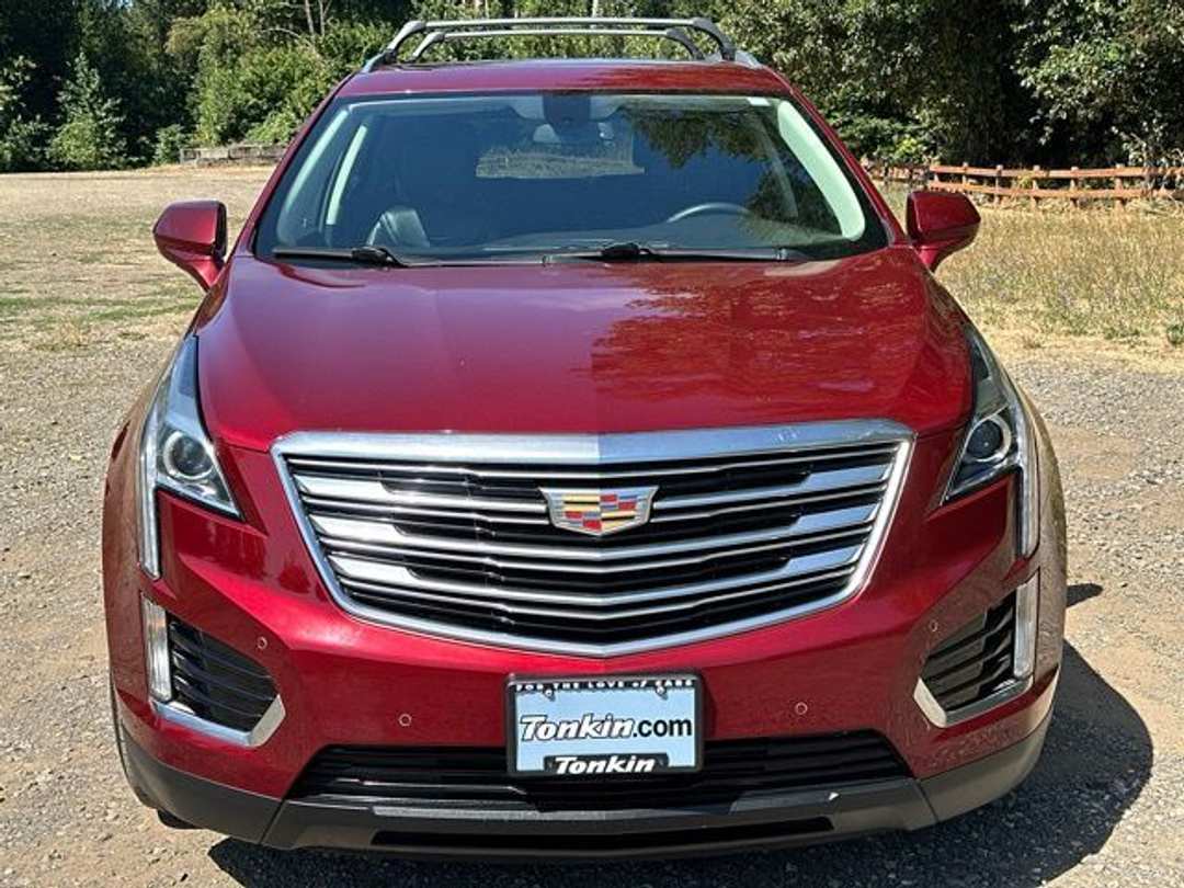 2017 Cadillac Xt5 Luxury - Image 3