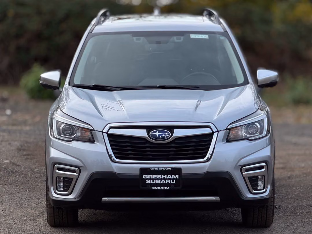2019 Subaru Forester Touring - Image 2