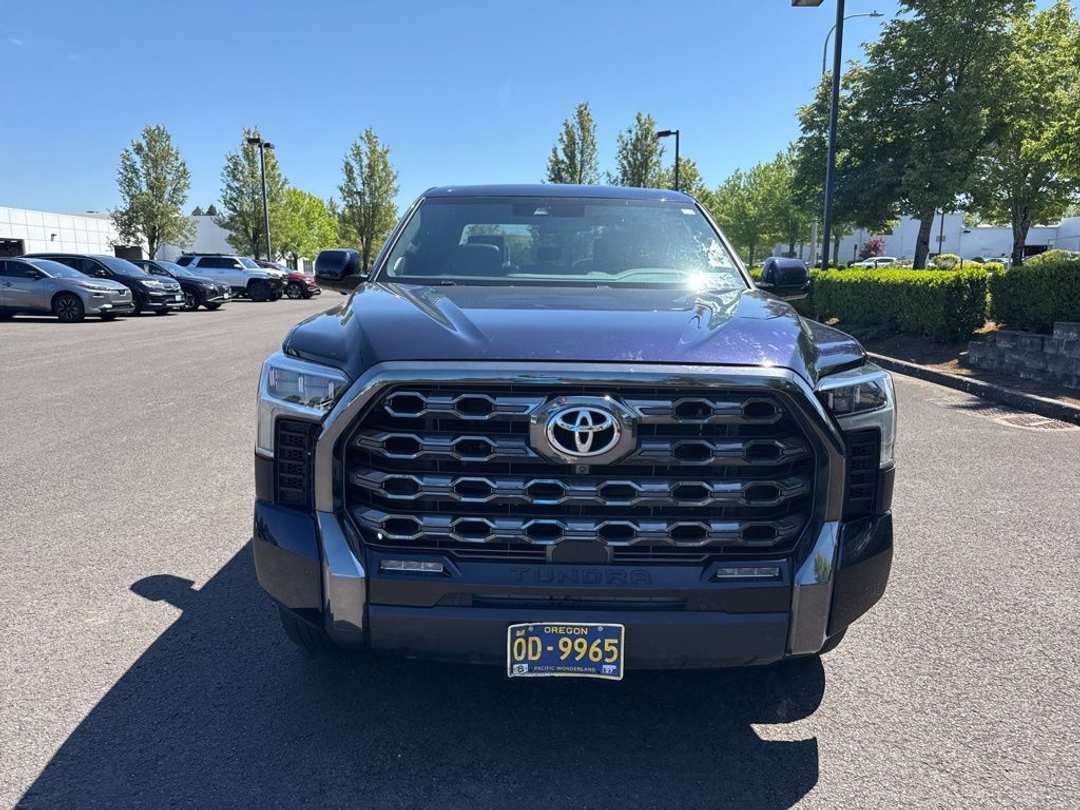 2023 Toyota Tundra Platinum - Image 2