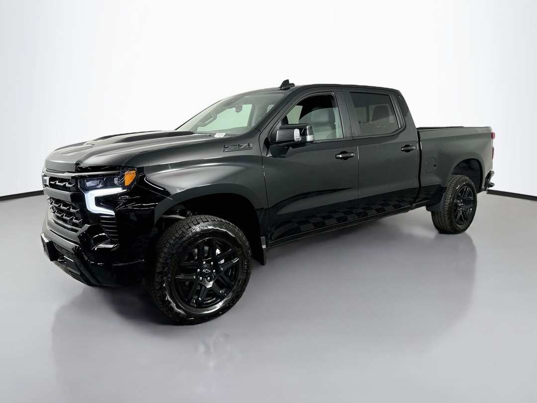2025 Chevrolet Silverado 1500 LT Trail Boss - Image 3