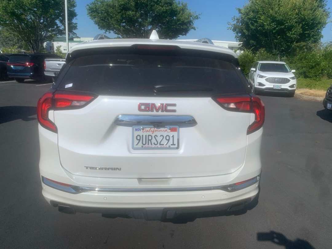 2020 GMC Terrain Denali - Image 3