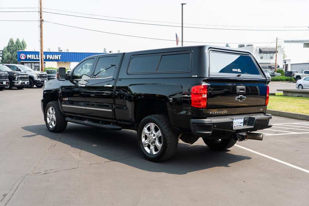 2019 Chevrolet Silverado 2500Hd LTZ - Image 3