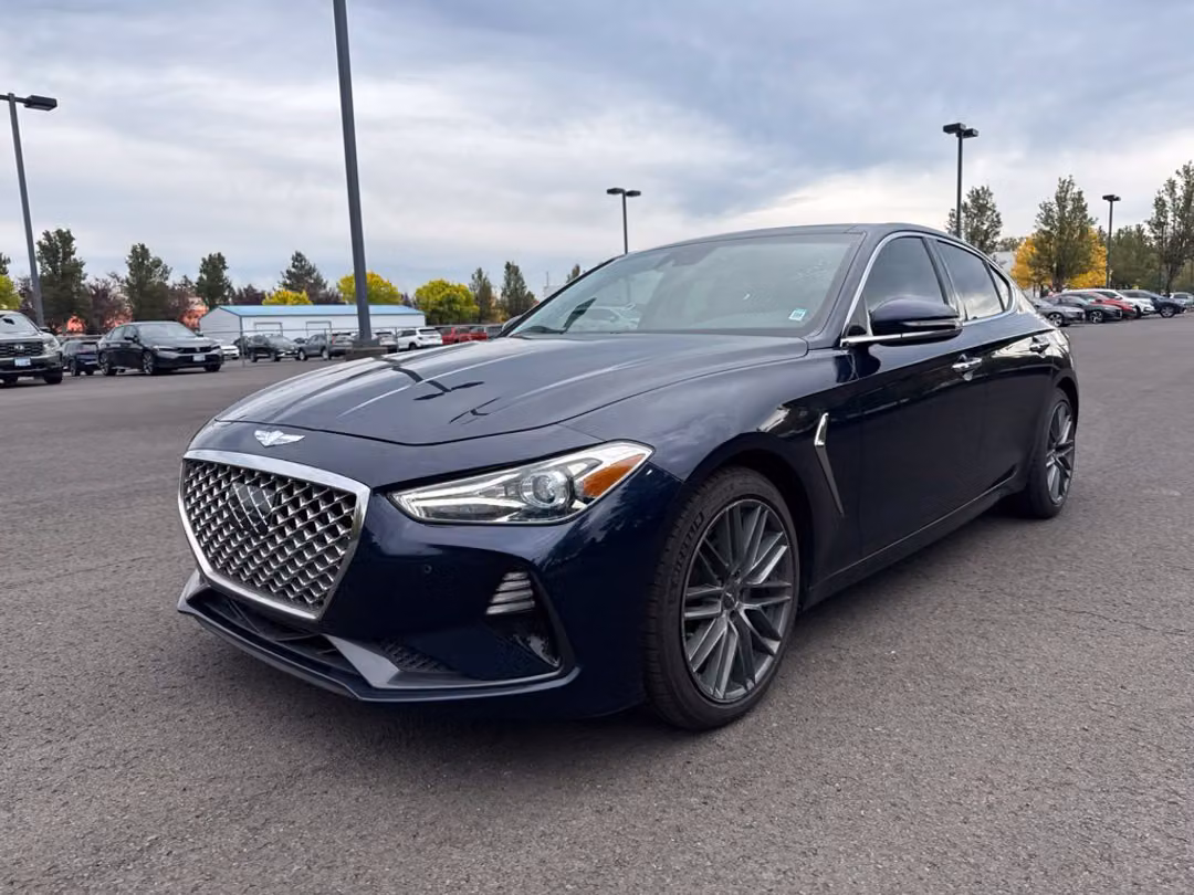 2019 Genesis G70 2.0T Advanced - Image 3