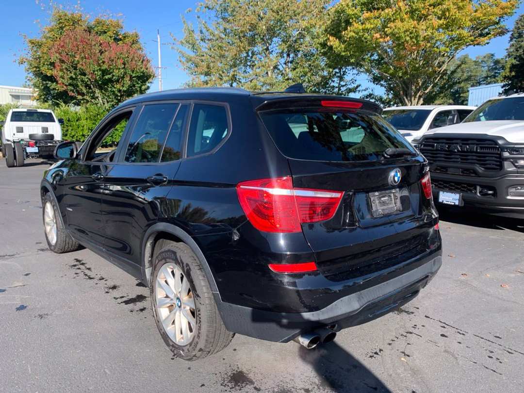 2017 BMW X3 xDrive28i - Image 2