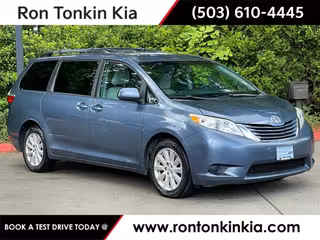 2015 Toyota Sienna LE