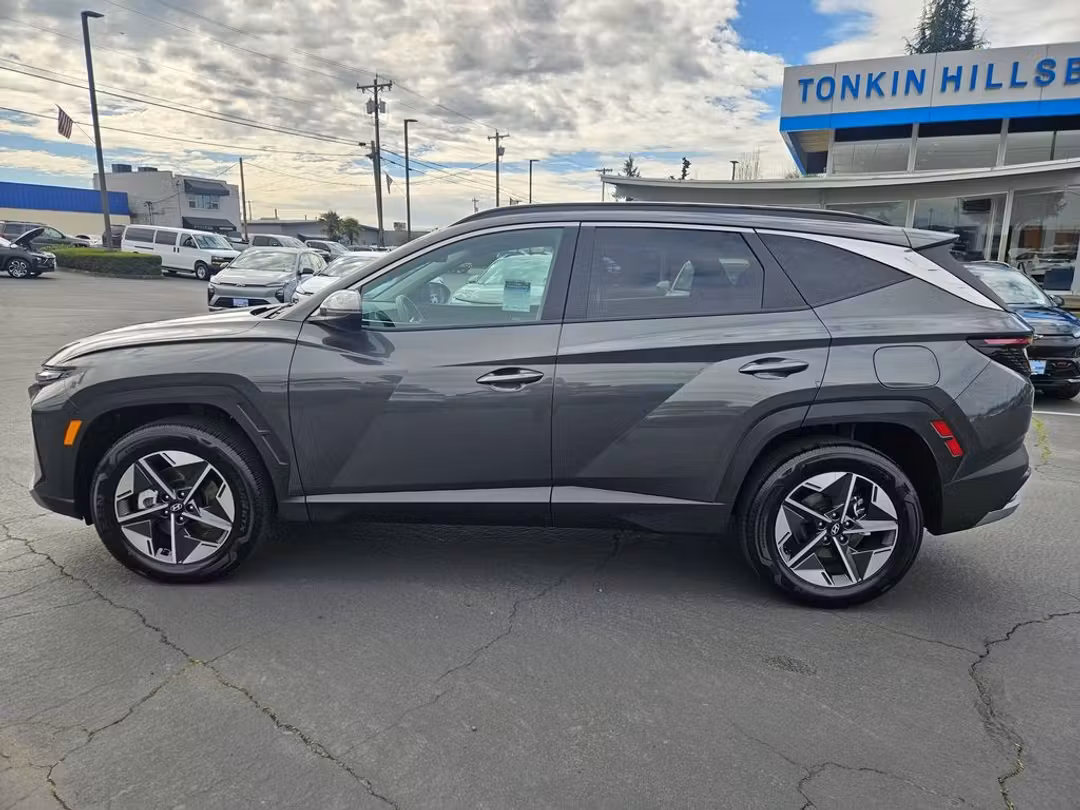 2025 Hyundai Tucson Hybrid SEL Convenience - Image 3