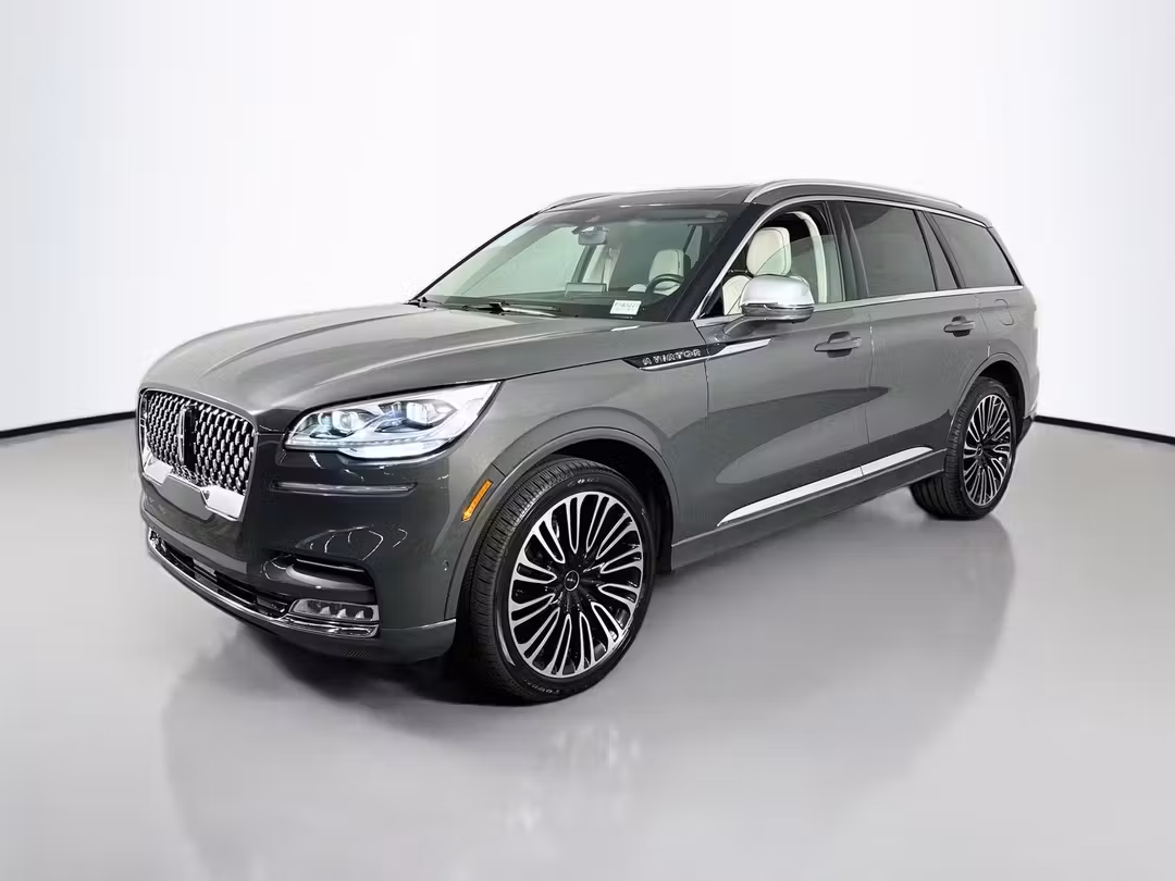 2022 Lincoln Aviator Black Label - Image 3