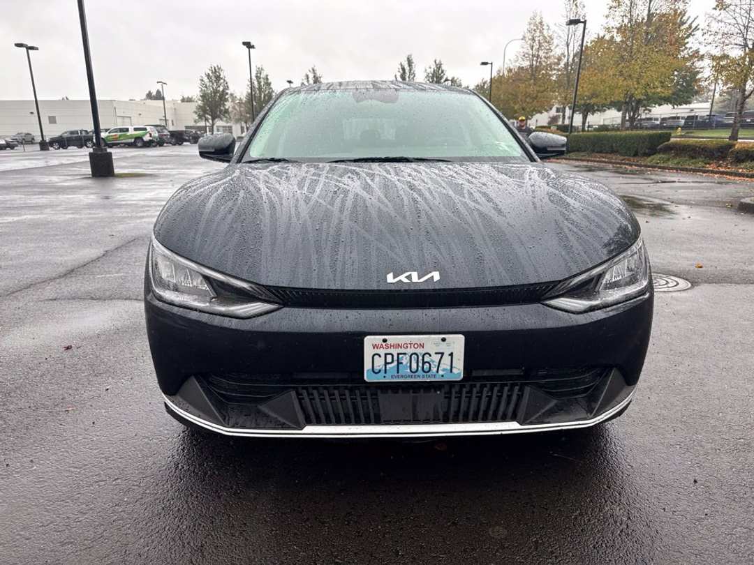 2024 Kia Ev6 Light - Image 2