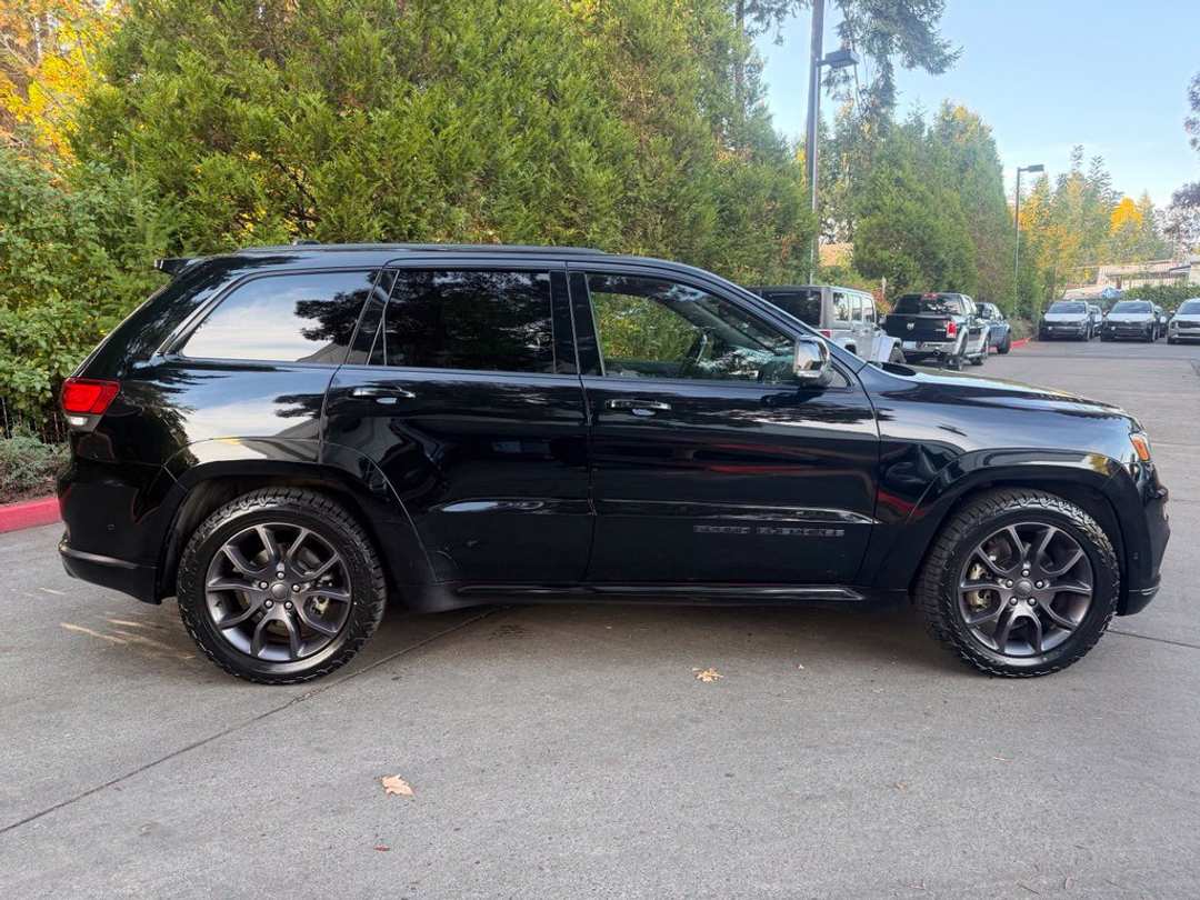 2021 Jeep Grand Cherokee High Altitude - Image 2