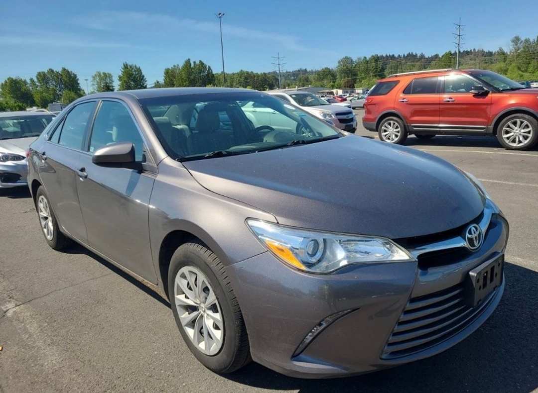 2016 Toyota Camry LE - Image 2