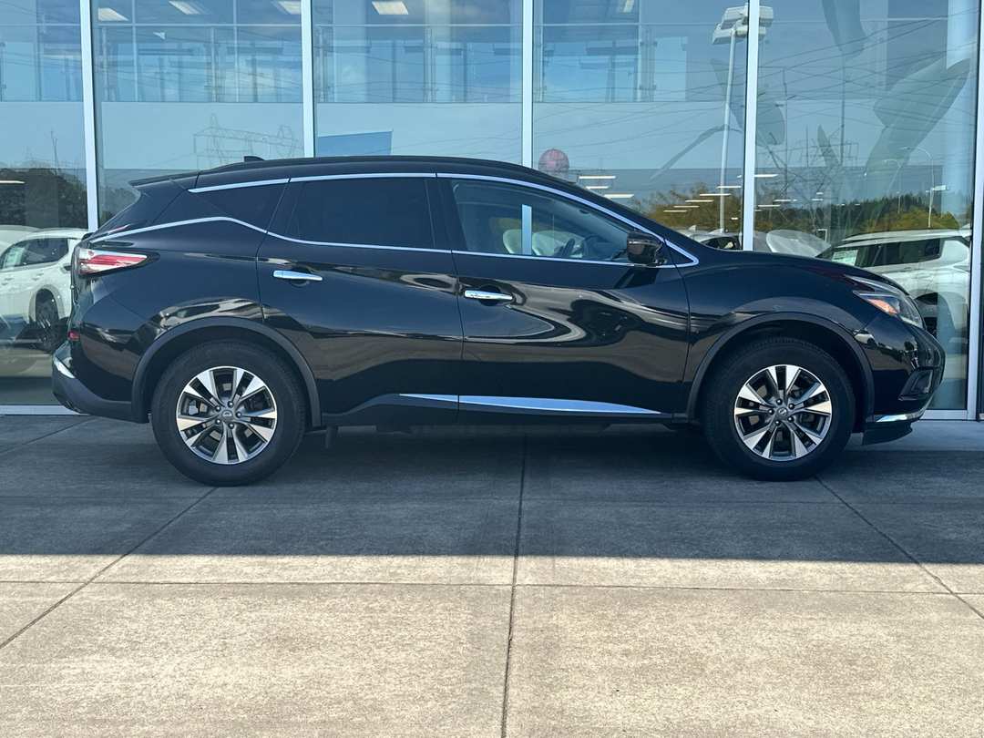 2018 Nissan Murano SV - Image 3