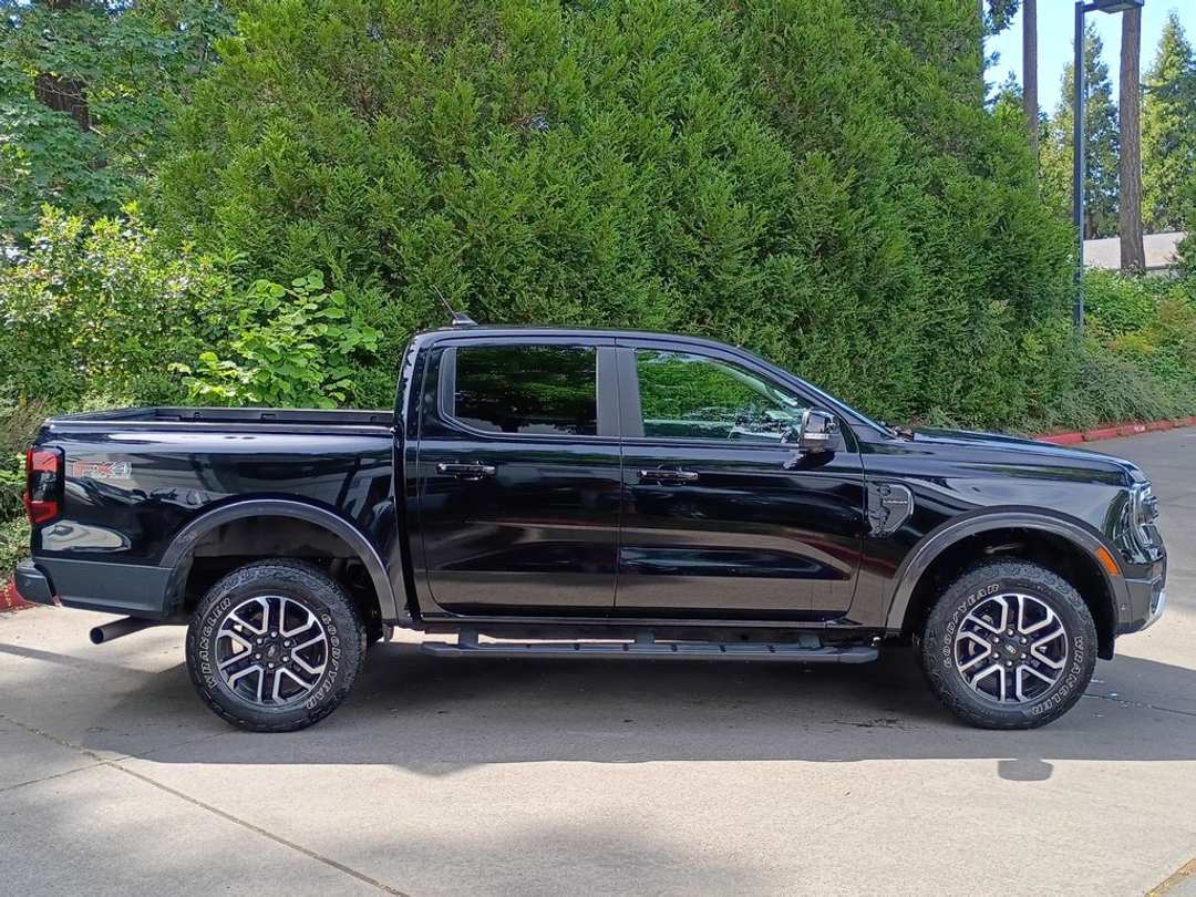 2024 Ford Ranger Lariat - Image 3