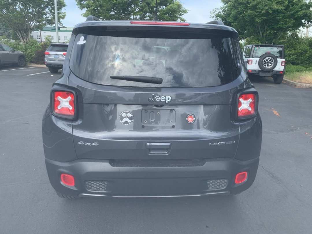 2023 Jeep Renegade Limited - Image 3