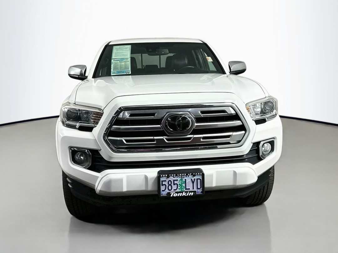 2019 Toyota Tacoma Limited - Image 2