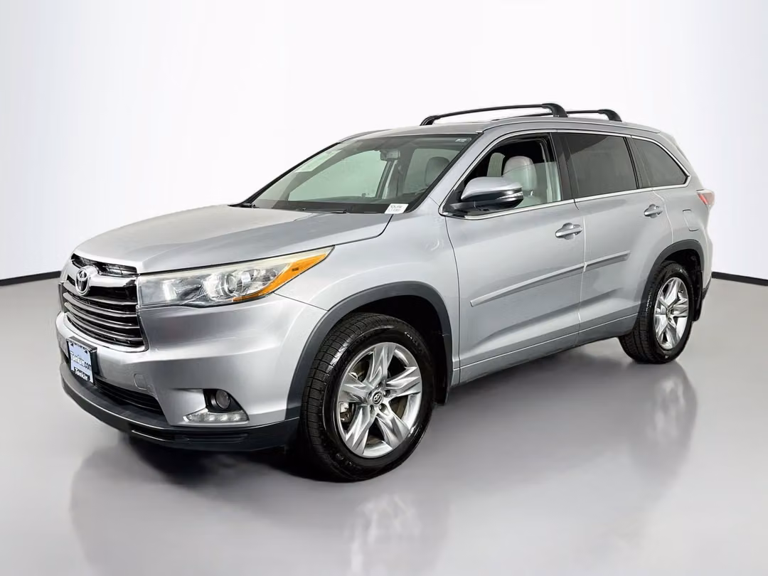 2016 Toyota Highlander Limited - Image 3