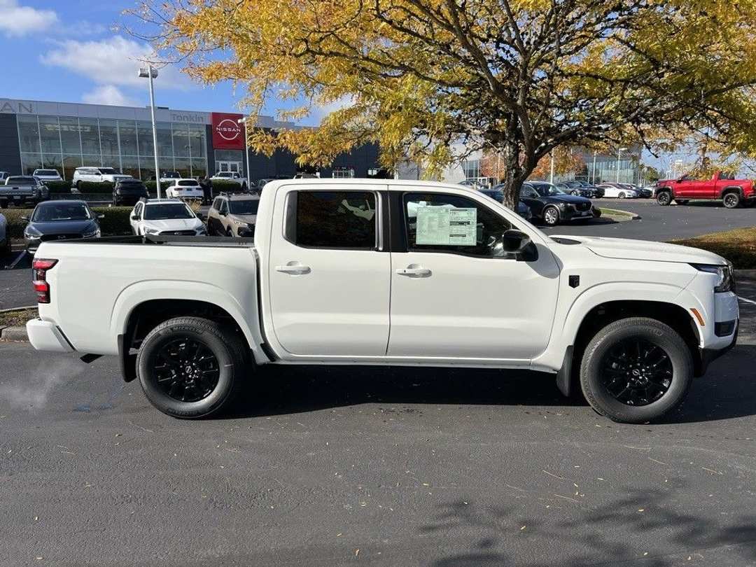 2026 Nissan Frontier SV - Photo 7