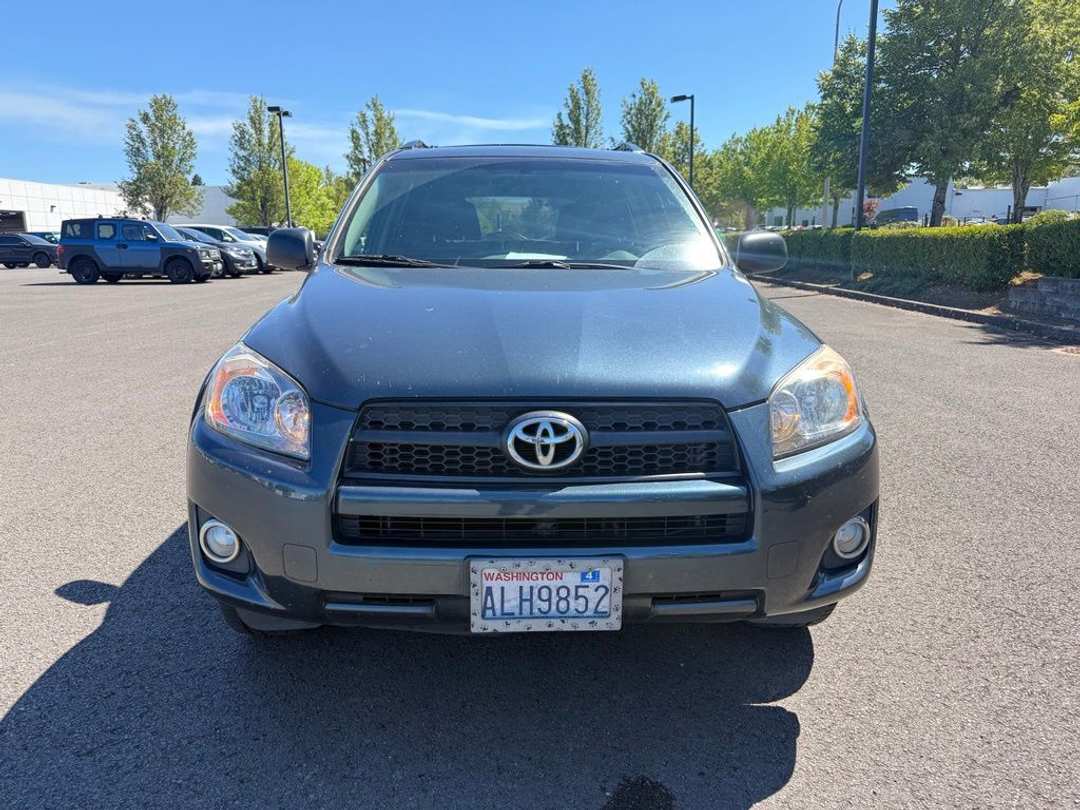 2011 Toyota Rav4 Sport - Image 2