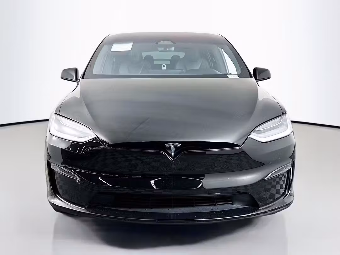 2023 Tesla Model X Plaid - Image 2