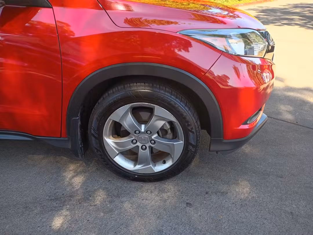 2017 Honda HR-V EX - Image 2