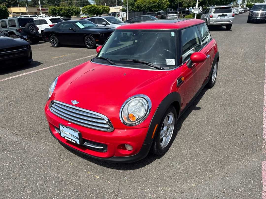 2013 MINI Cooper Base - Image 3