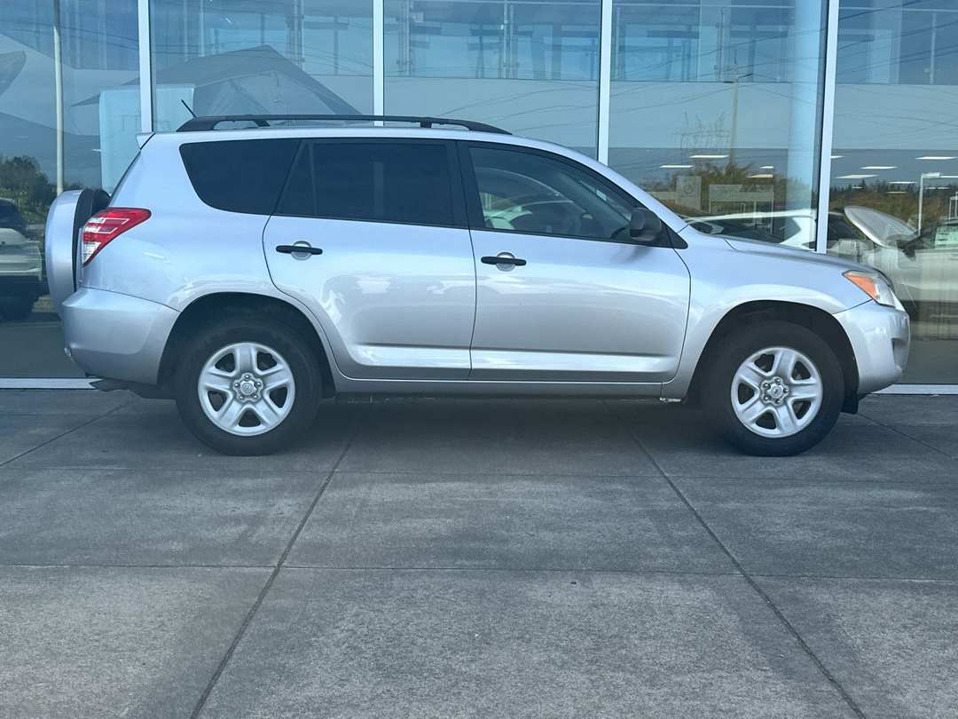 2012 Toyota Rav4 Base - Image 2