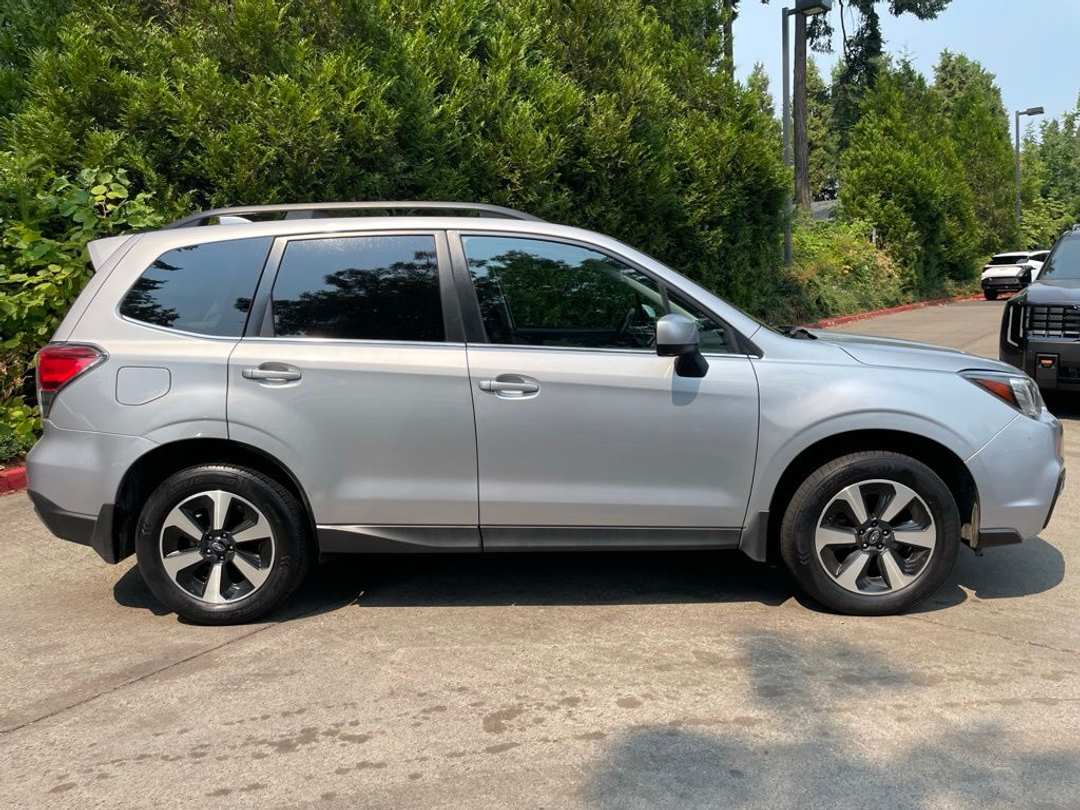 2018 Subaru Forester 2.5i Limited - Image 3